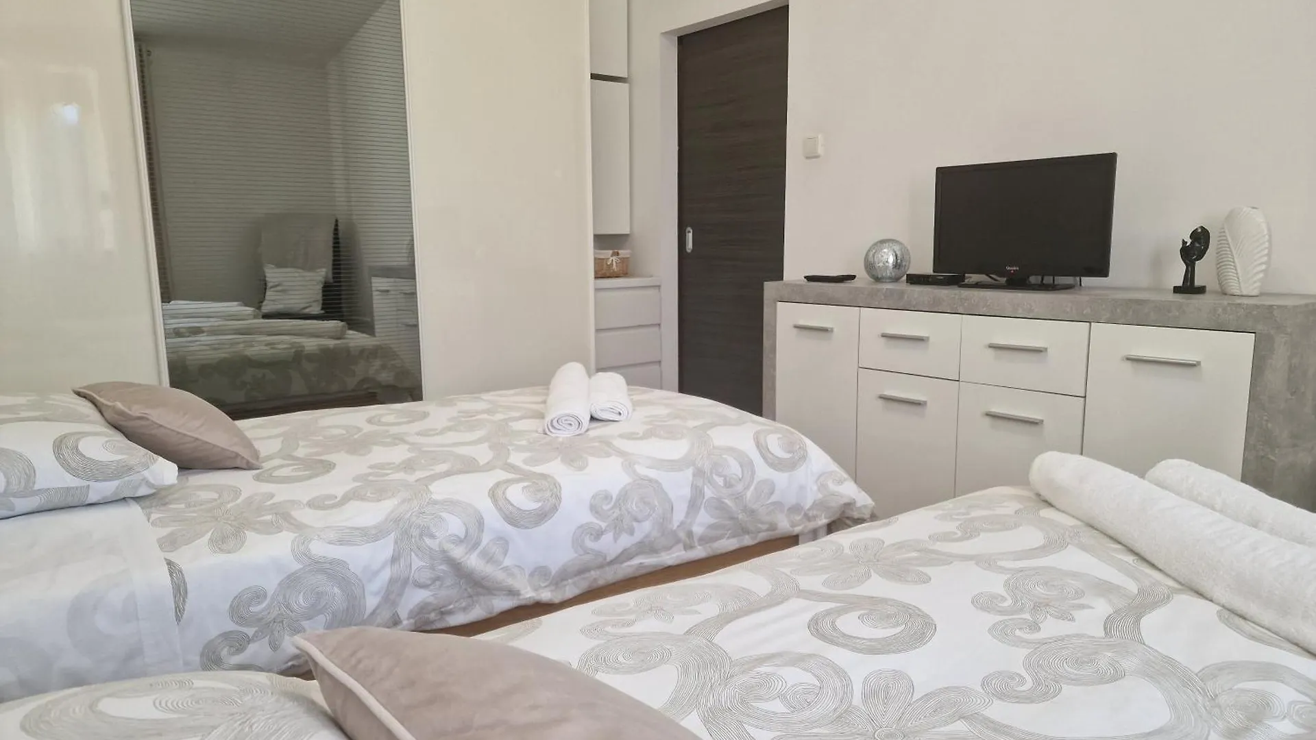 Apartment Paradise Pula