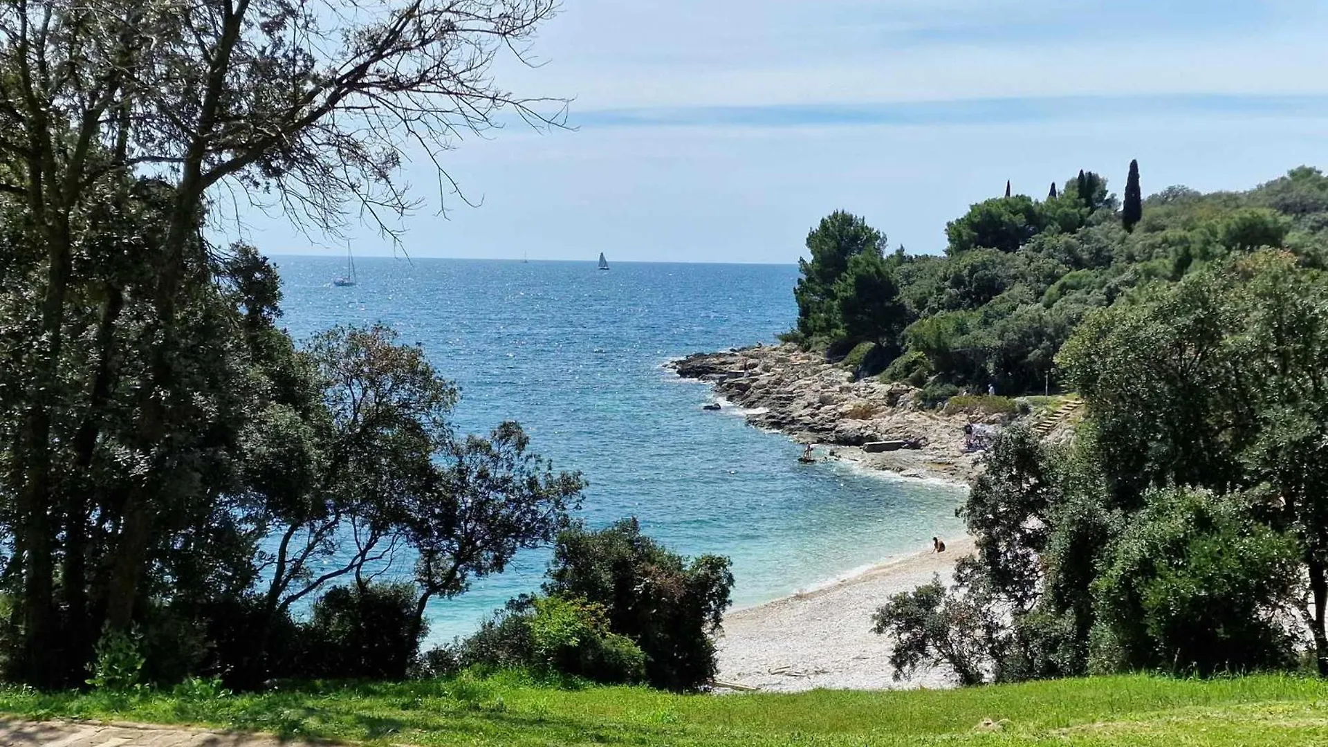 Paradise Pula